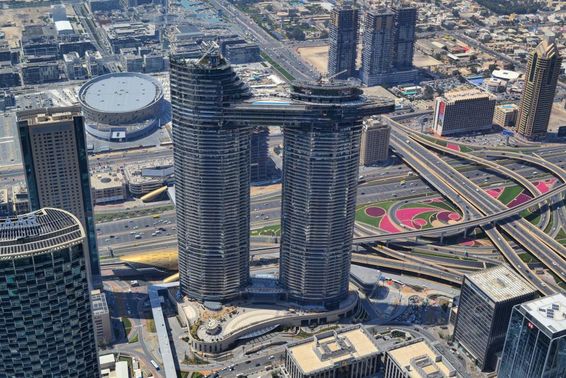 Dubai felhőkarcoló látkép.