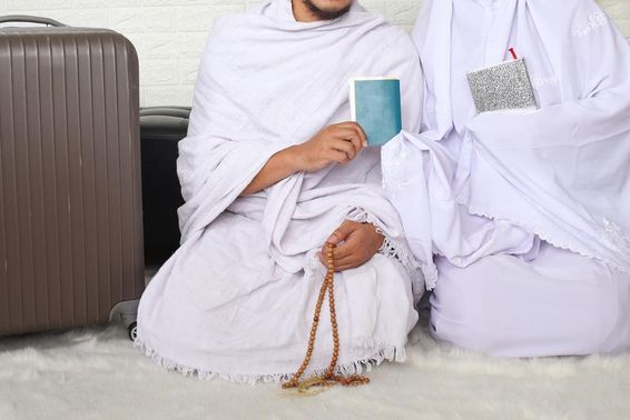 一对准备小朝觐的穆斯林夫妇。