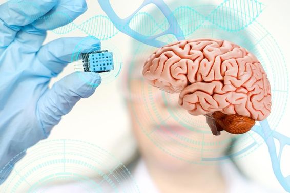 Chip beültetés emberi agyba. 