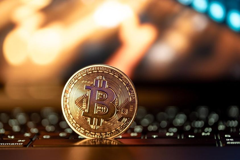 Bitcoin aranyérme. 