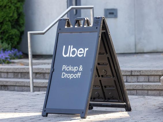 Uber乘客接送点。