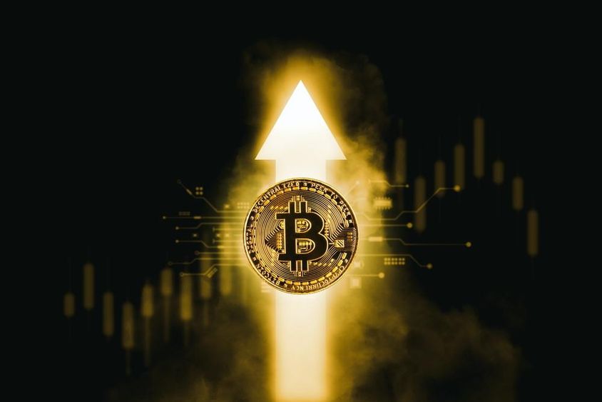 Bitcoin árak emelkednek.