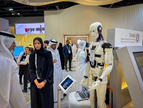 Dubajban megrendezésre kerülő globális technológiai kiállítás több, mint az AI és a kiberbiztonság terén megvalósuló innovációk bemutatója.