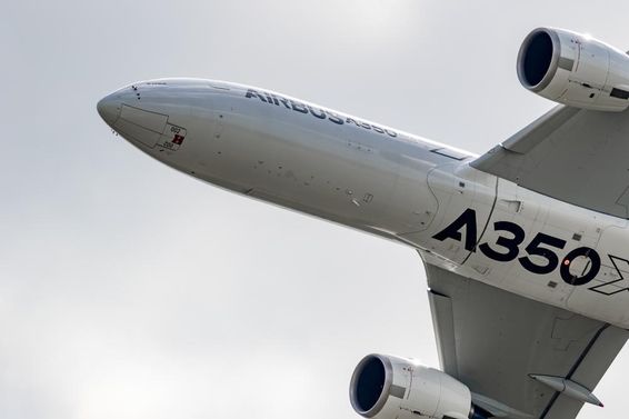 Airbus A350 a levegőben.