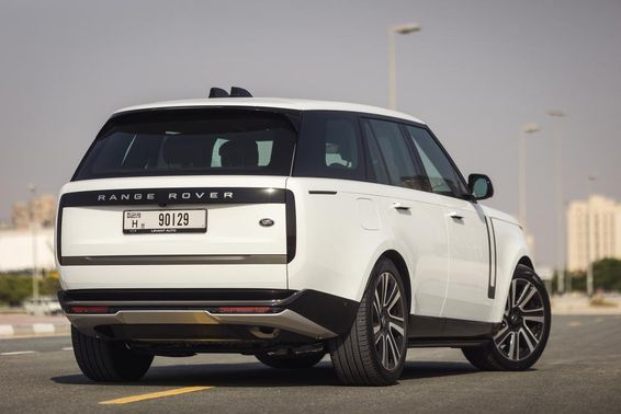 DUBAI, Vereinigte Arabische Emirate Range Rover Vogue.