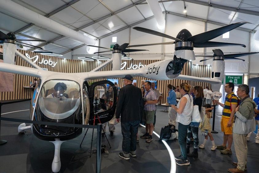 Farnborough Nemzetközi Légi bemutató a Joby Standon.