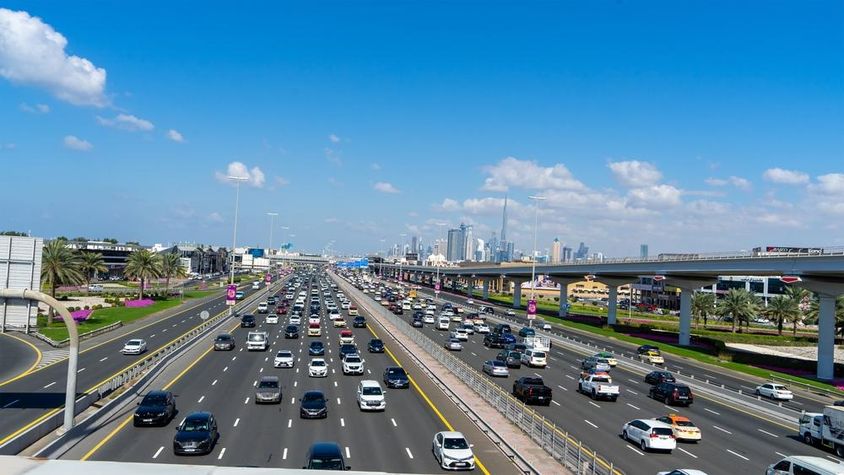 Highways, expressways, highways, and intersections in Dubai, United Arab Emirates.