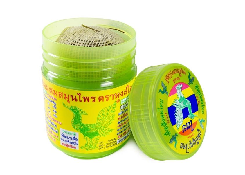 Hong Thai gyógynövény-inhalátorból készült zöld tégely.