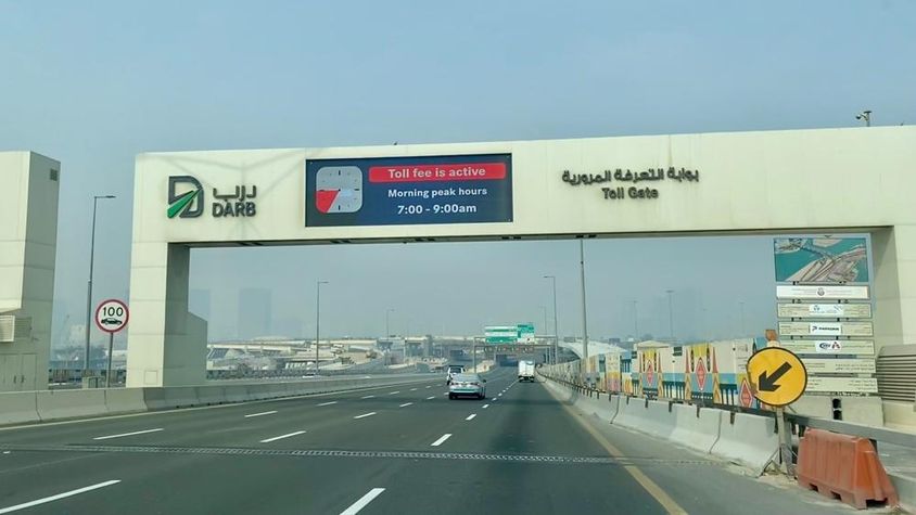 Sistema de portais de pedágio DARB em Abu Dhabi